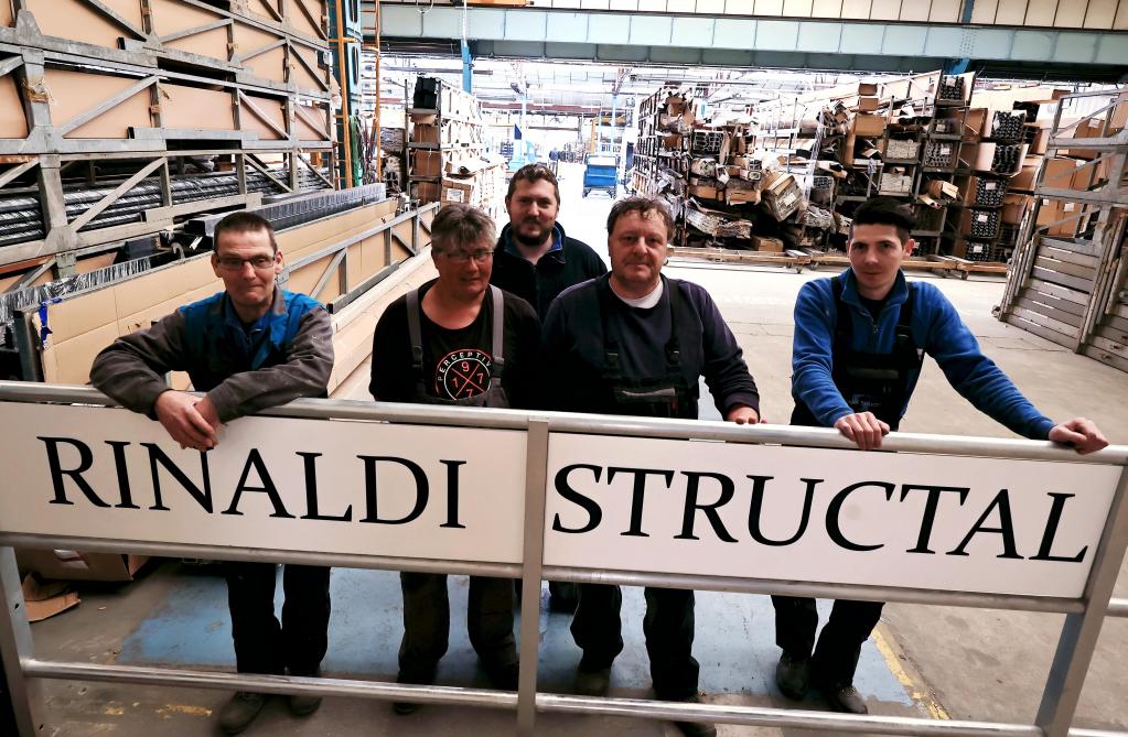 Rinaldi vetement sales